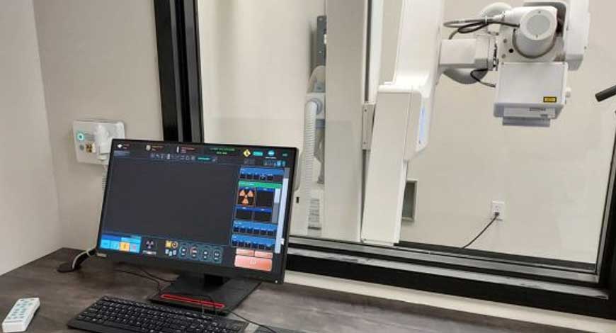 PACS/RIS software plus DICOM workstations